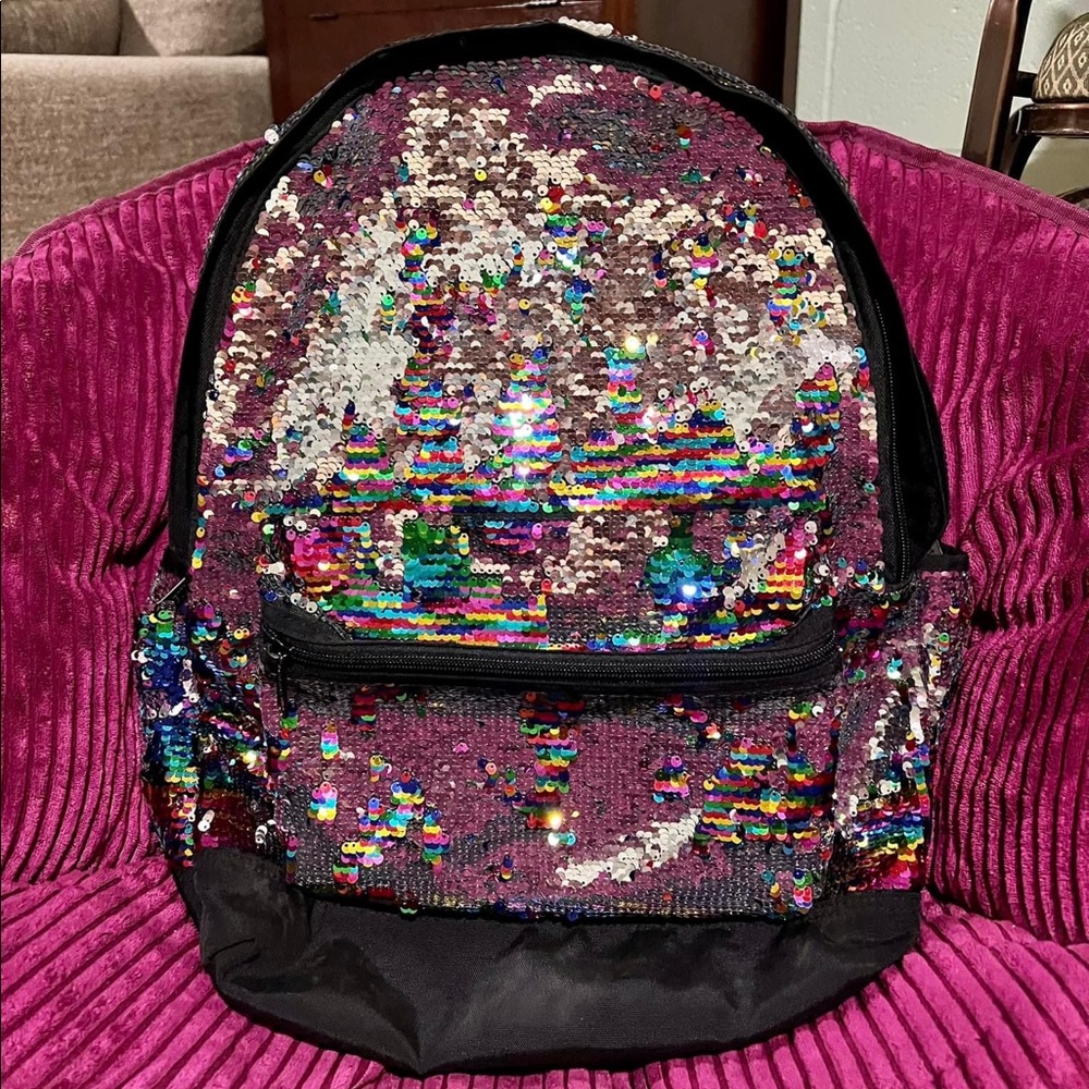 VS PINK sequin large backpack/book bag in EXCELLENT USED CONDTIONNo rips/tears.
